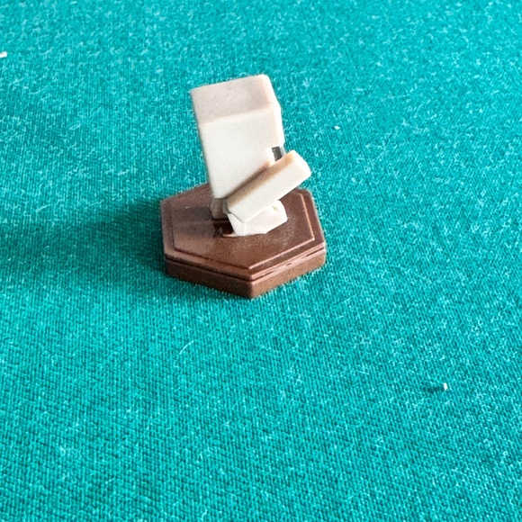 Mini Minecraft Iron Golem Figure - Picture 2 of 5